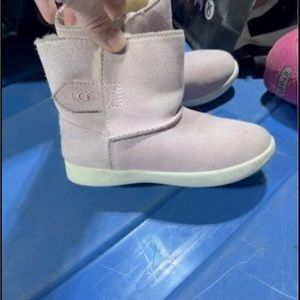 Ugg toddler winter boot size 10US